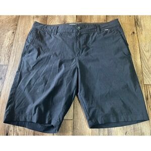 Linksoul Golf Bermuda Shorts Black Tagged 35 Measure 38 Quick Dry Perforated